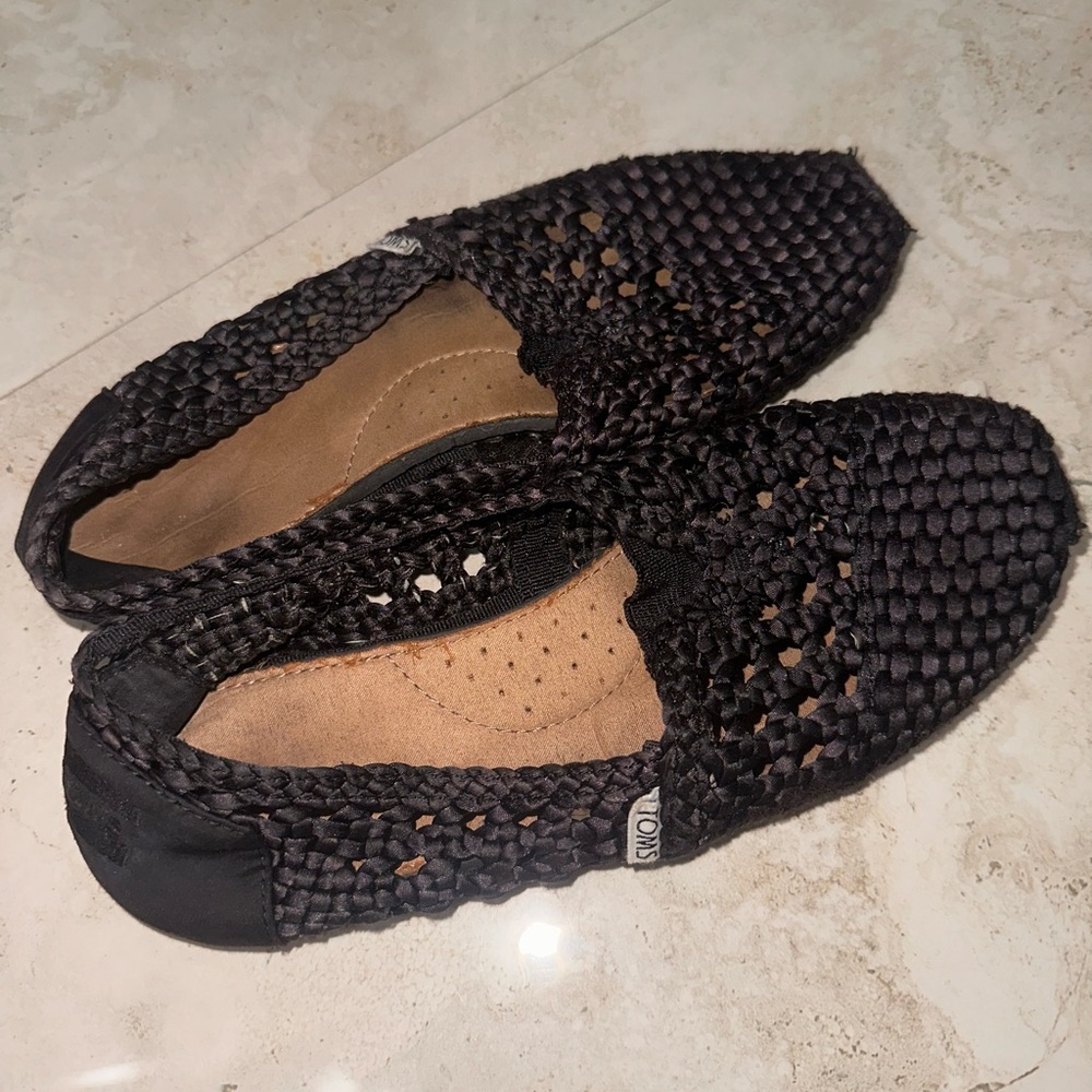 Toms